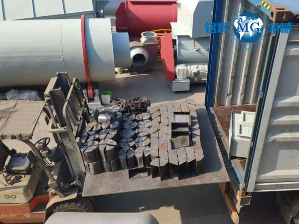 秘魯干粉砂漿生產(chǎn)線裝車(chē)現(xiàn)場(chǎng)圖 秘魯干粉砂漿生產(chǎn)線裝車(chē)現(xiàn)場(chǎng)圖